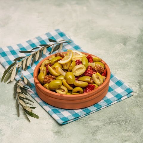 1 Kg Yasa Zeytin Salatası Akdeniz Mix